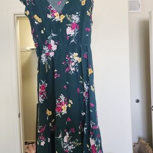 Old Navy Green Floral Dress